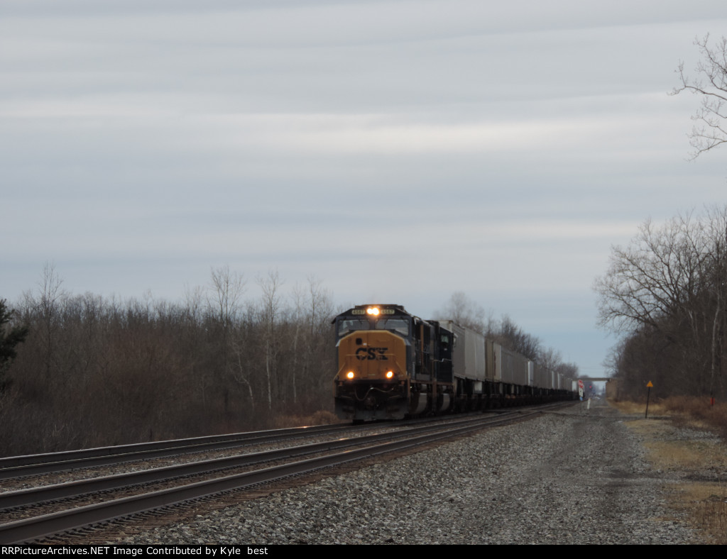 CSX 4567 on I002 